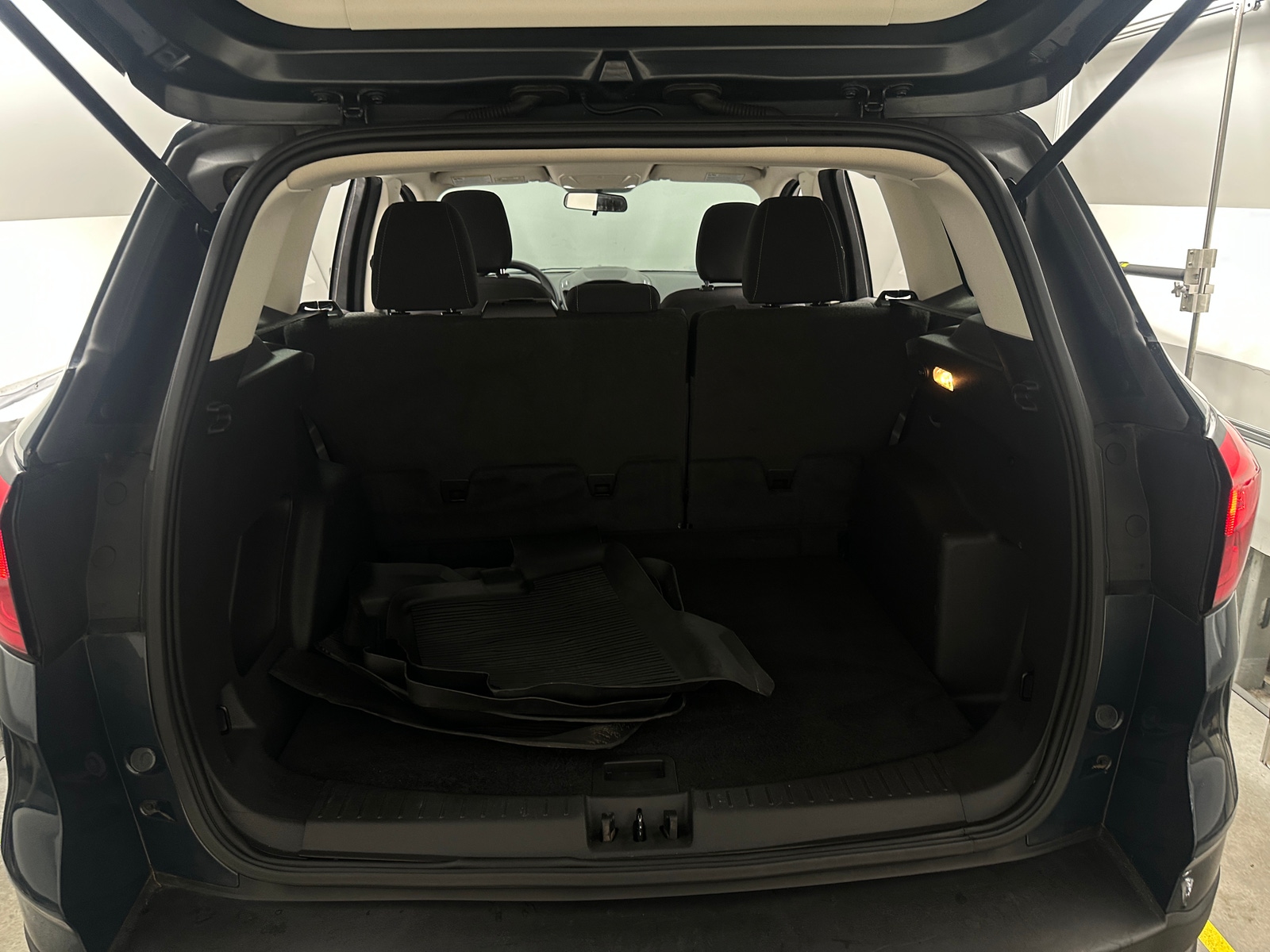 Thumbnail: 2019 Ford Escape - 7