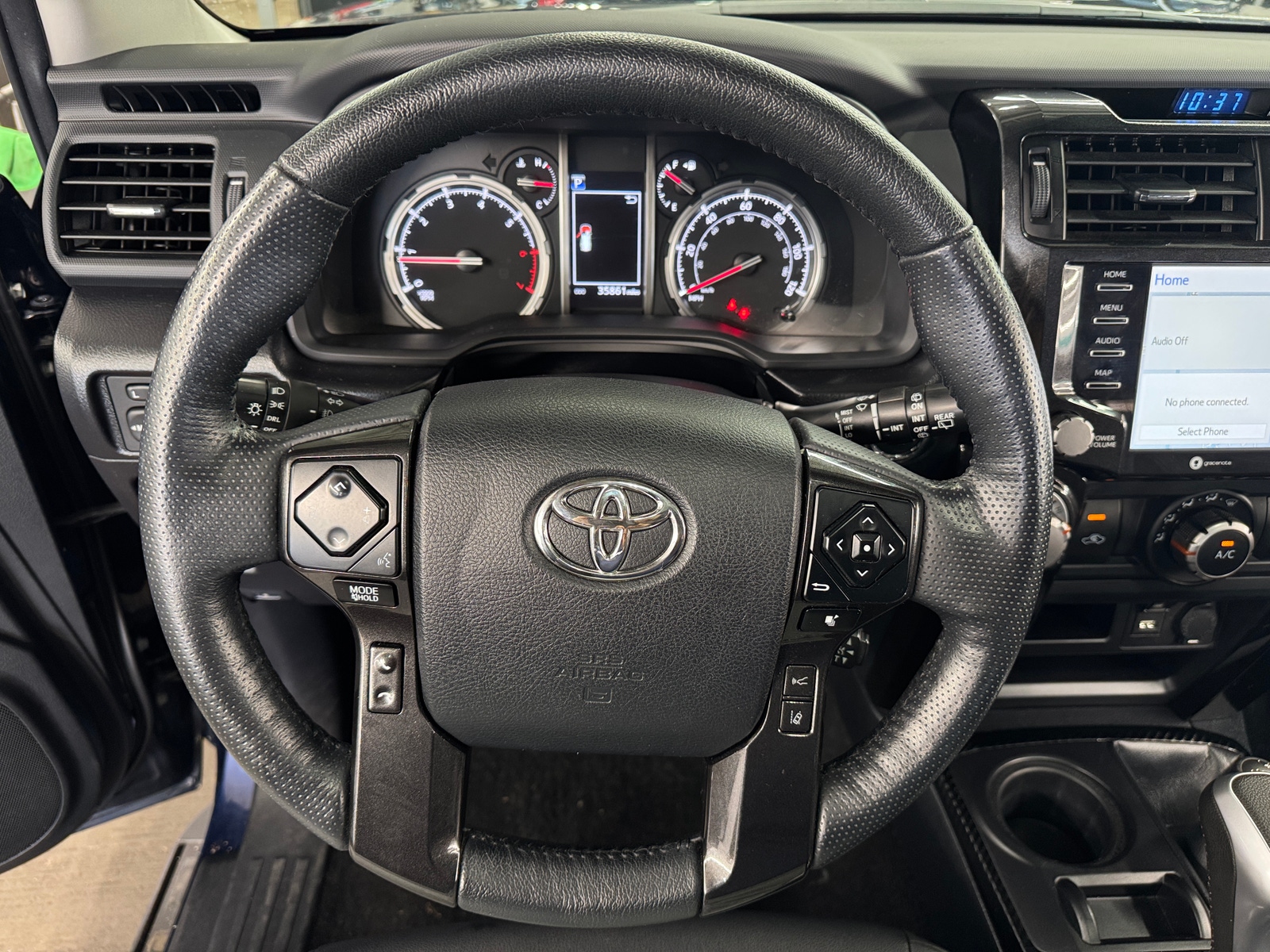 Thumbnail: 2023 Toyota 4Runner - 4