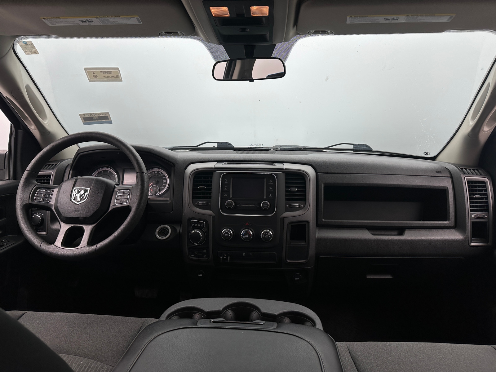 Thumbnail: 2022 RAM 1500 Classic - 3