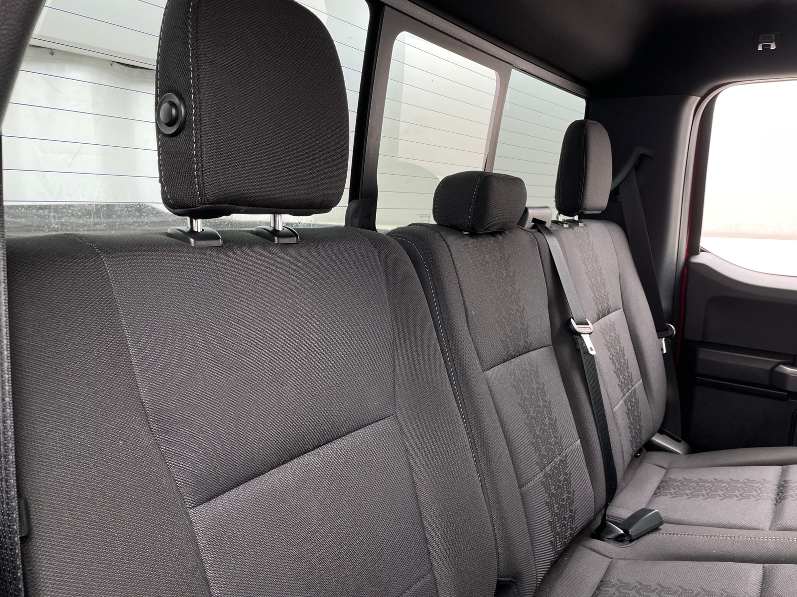 Thumbnail: 2018 Ford Econoline - 6