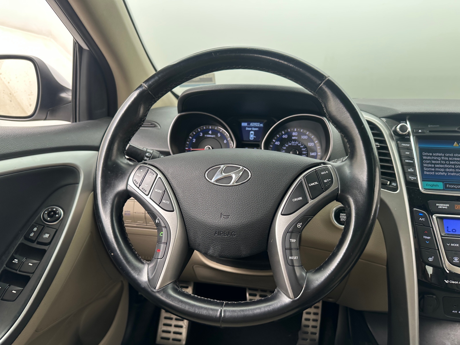 Thumbnail: 2014 Hyundai Elantra - 4