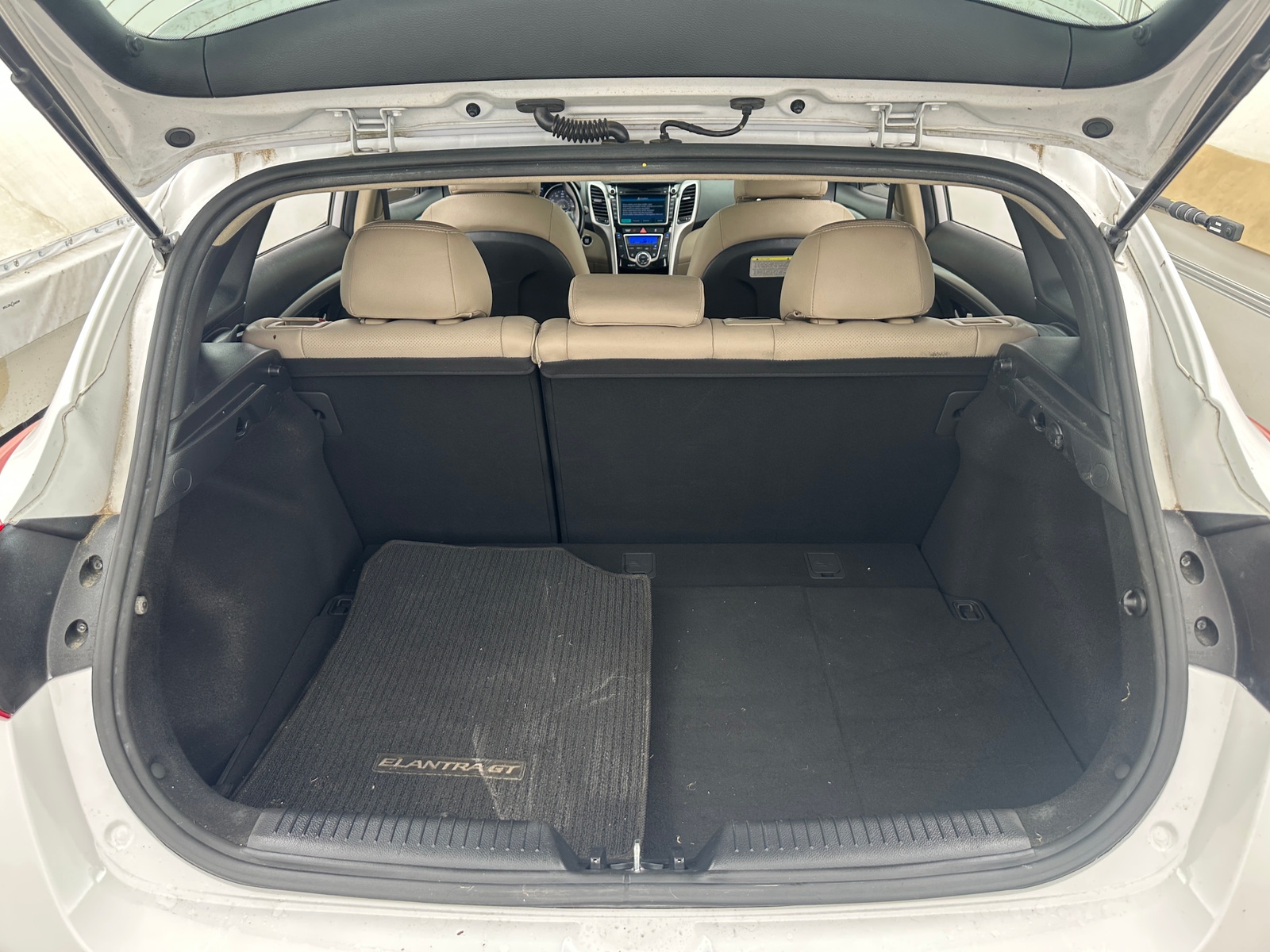 Thumbnail: 2014 Hyundai Elantra - 6