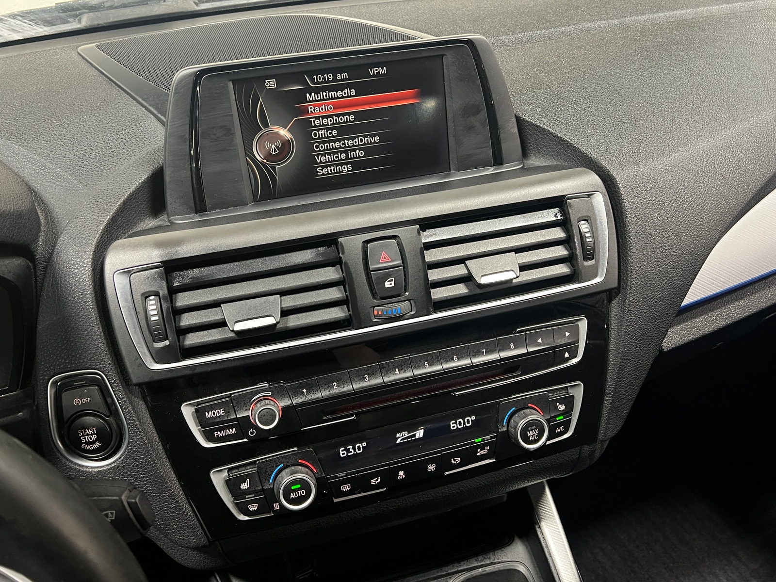Thumbnail: 2016 BMW 2 Series - 2