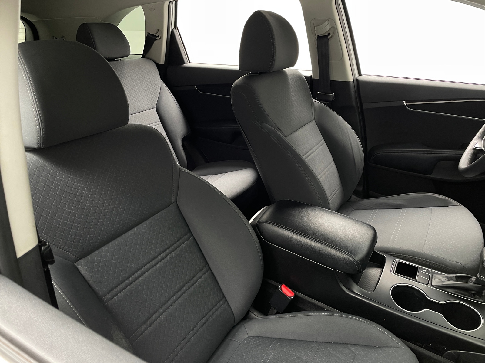 Thumbnail: 2019 Kia Sorento - 2