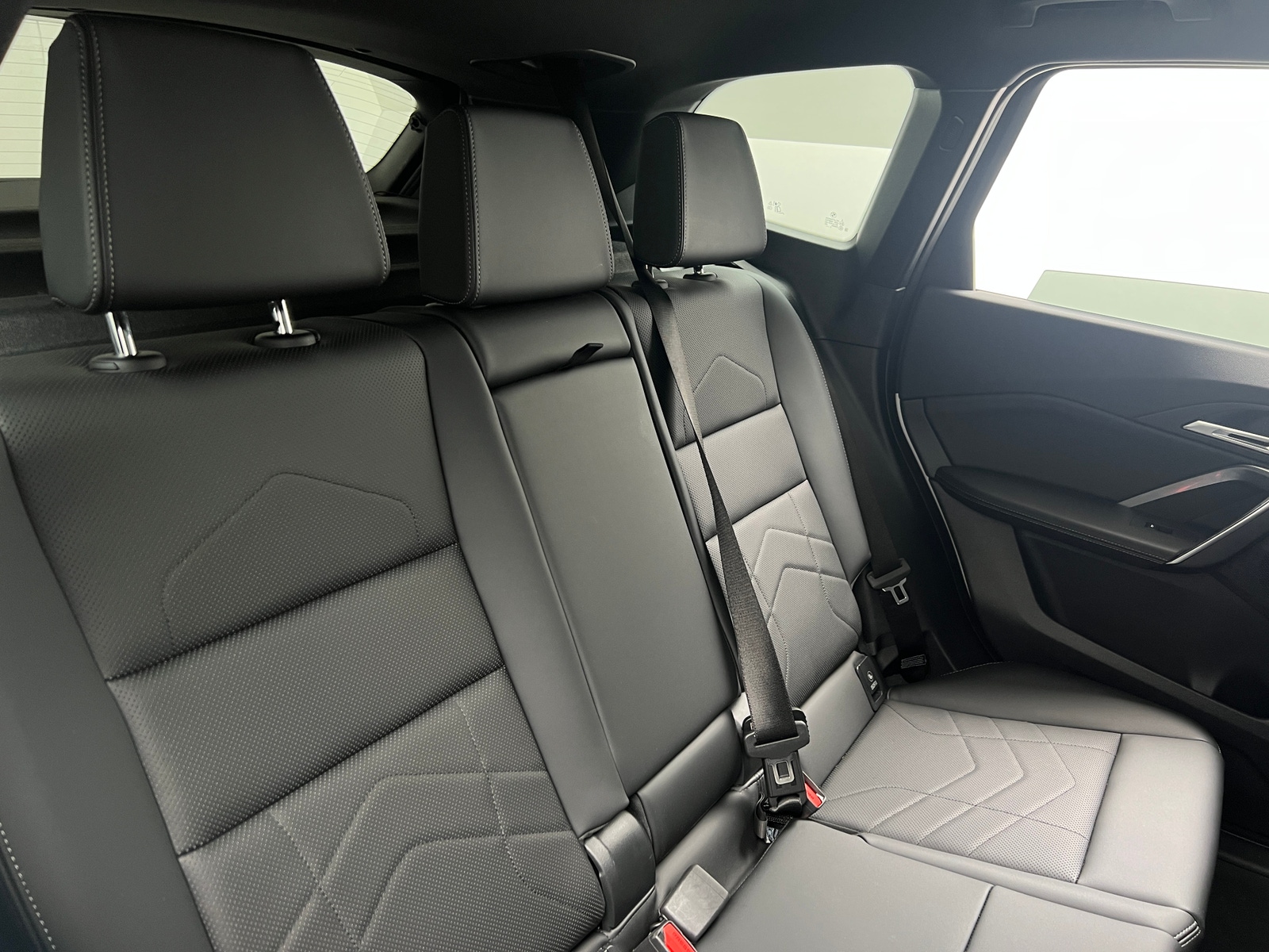 Thumbnail: 2026 BMW X1 - 5