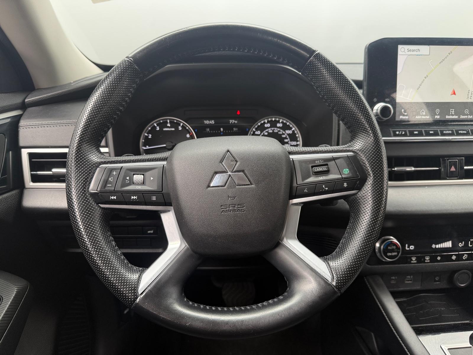 Thumbnail: 2022 Mitsubishi Outlander - 4