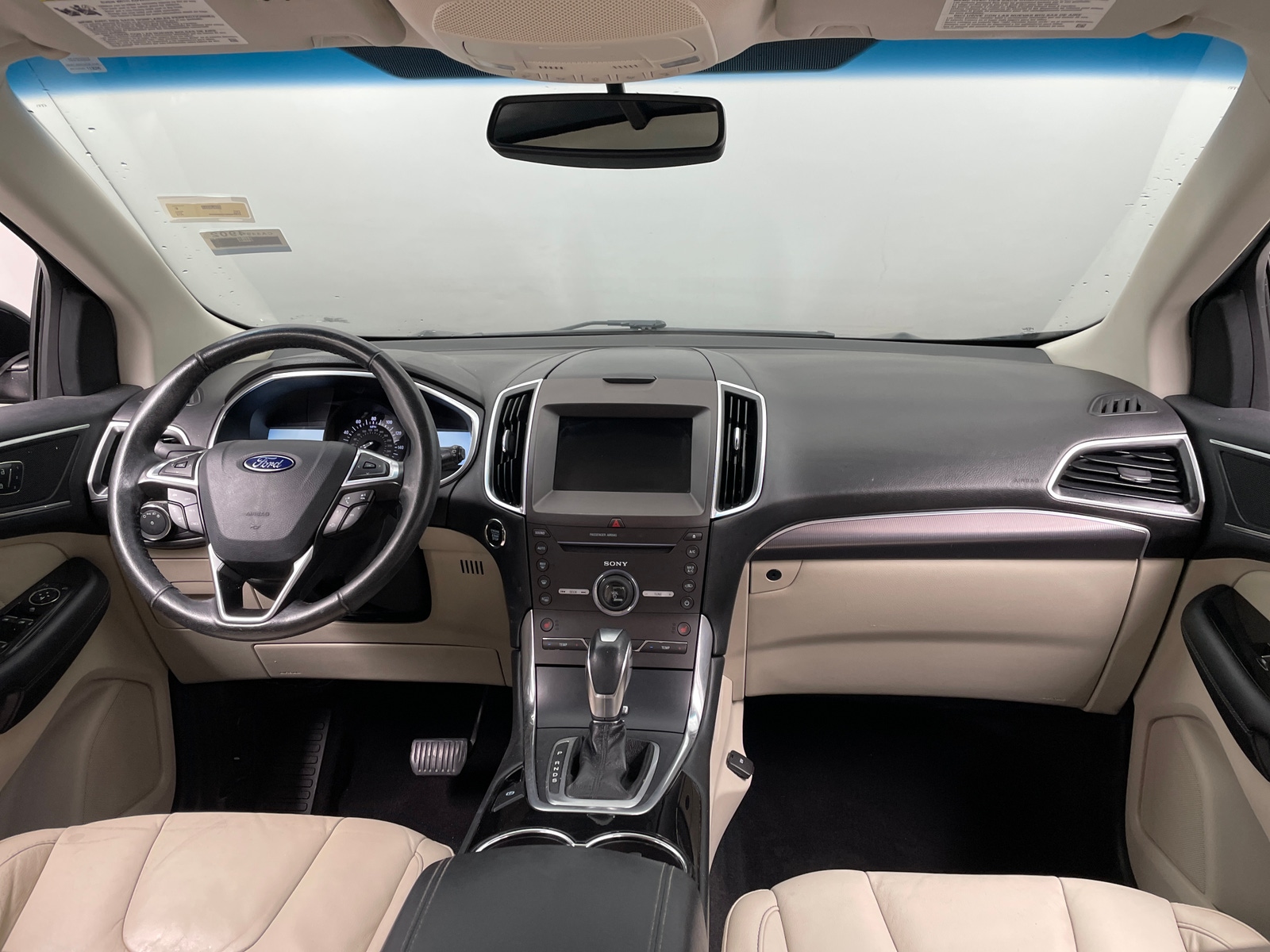 Thumbnail: 2016 Ford Edge - 2