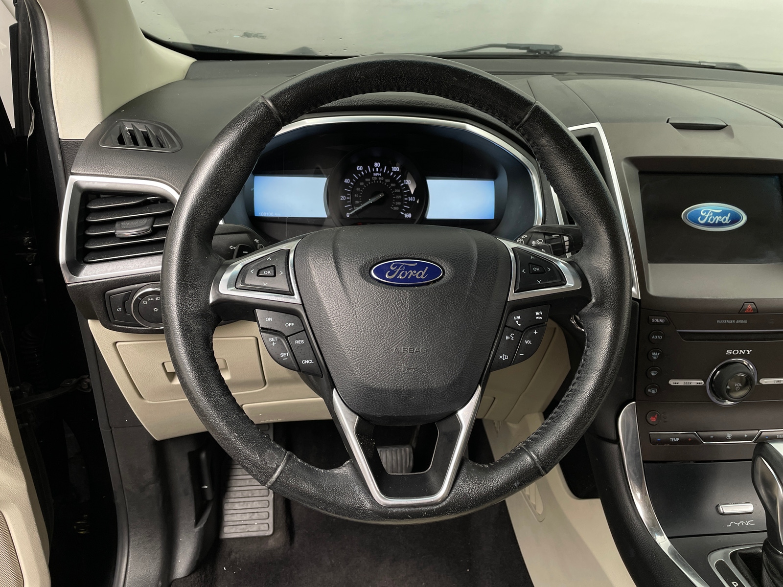 Thumbnail: 2016 Ford Edge - 4