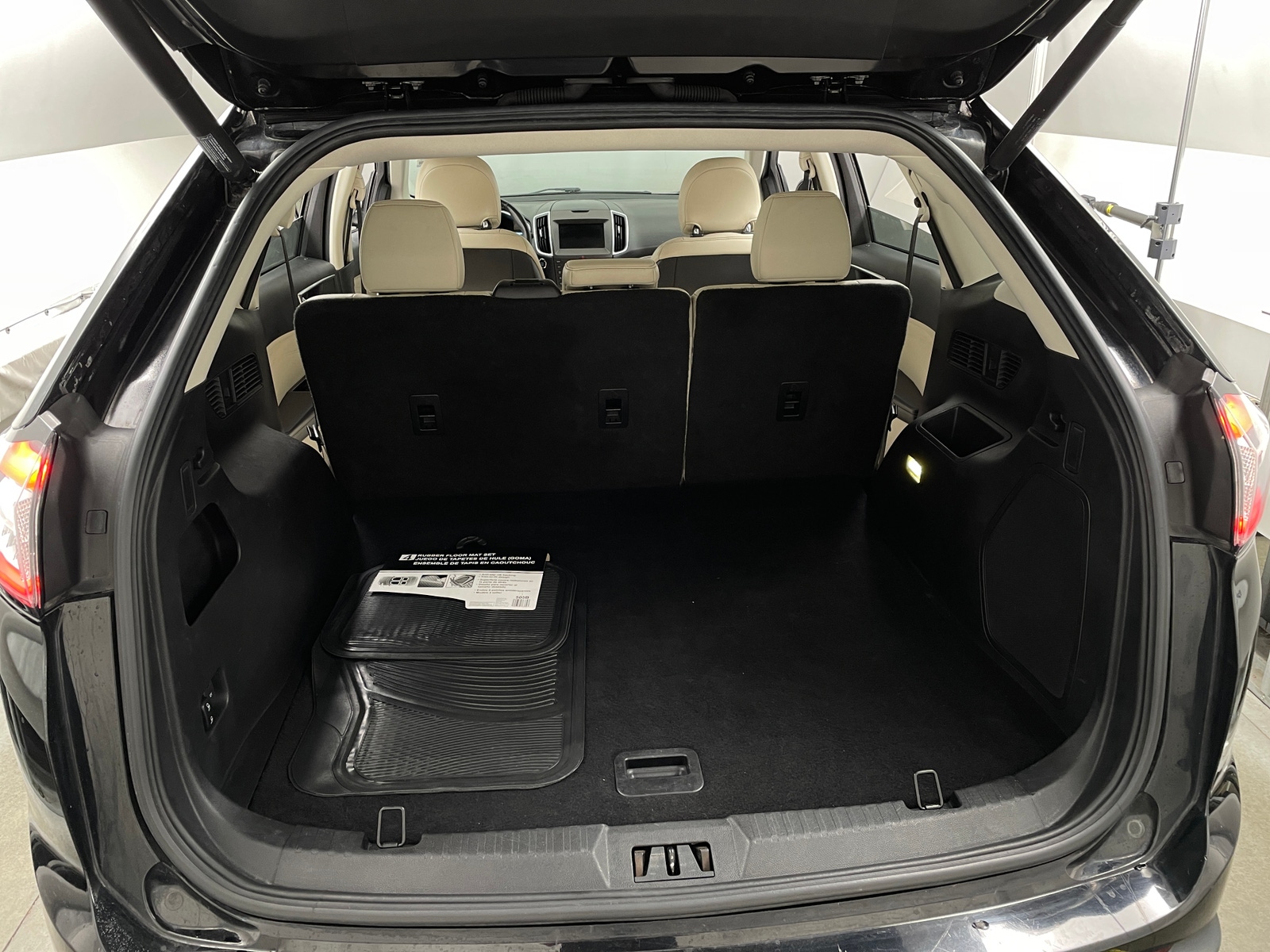 Thumbnail: 2016 Ford Edge - 6