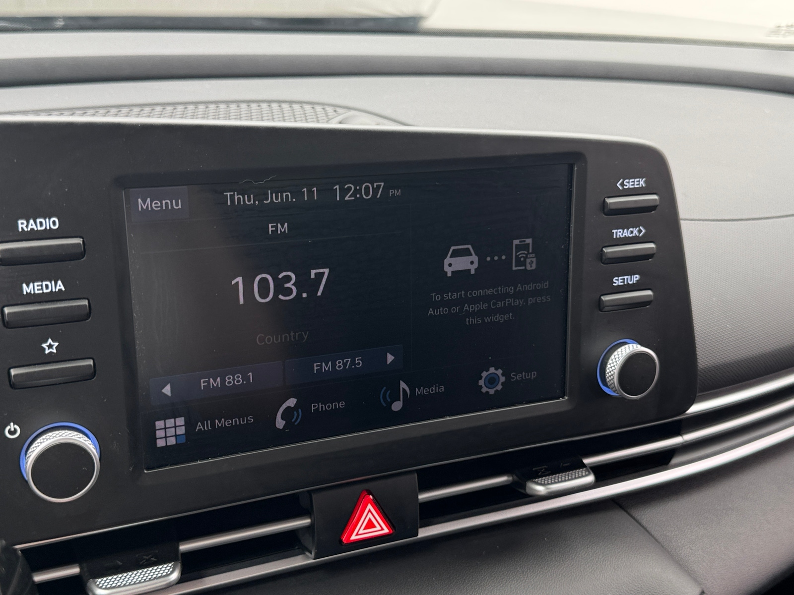 Thumbnail: 2025 Hyundai Elantra - 4
