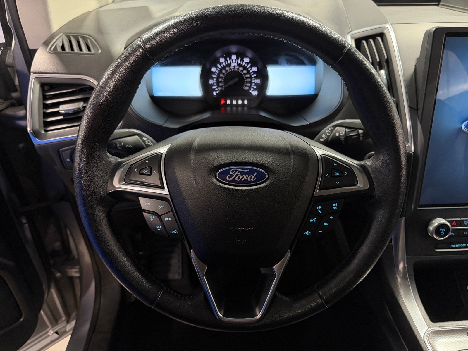 Thumbnail: 2023 Ford Edge - 4