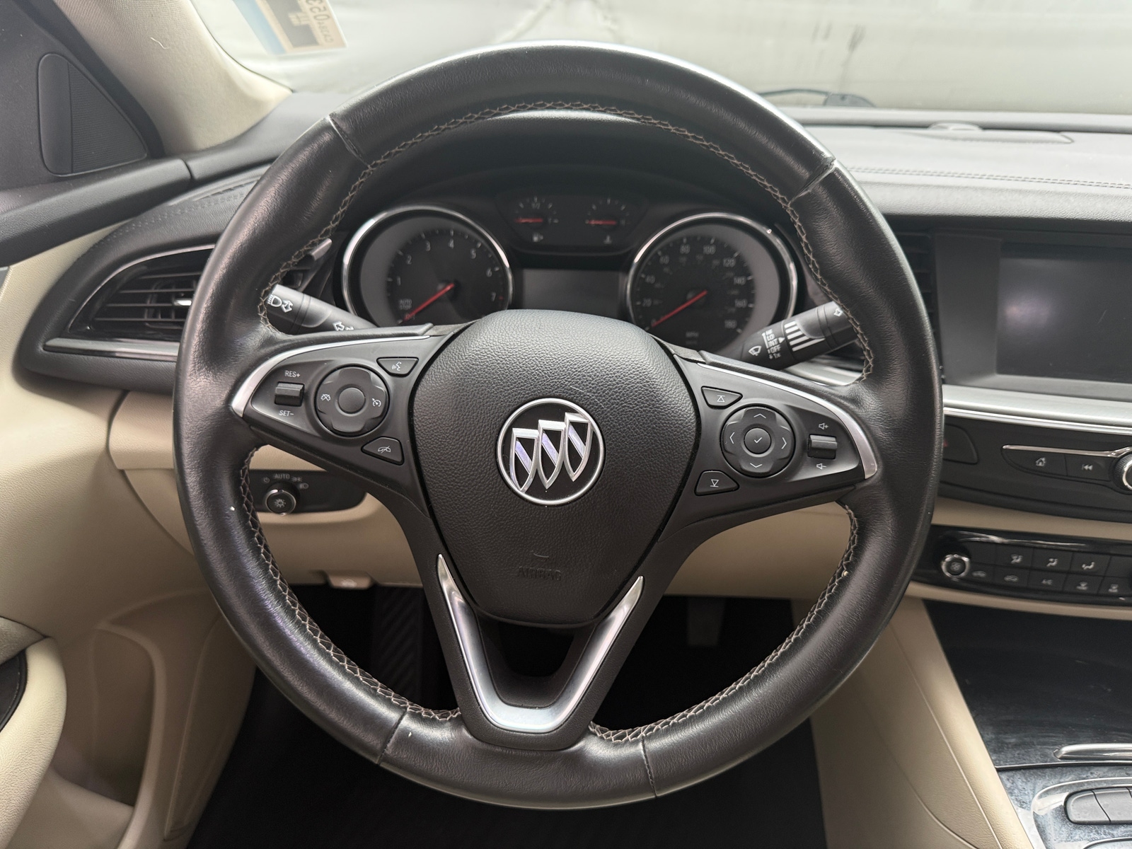Thumbnail: 2018 Buick Regal - 5