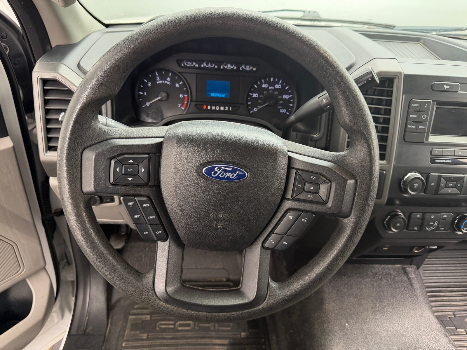 Thumbnail: 2019 Ford Econoline - 4