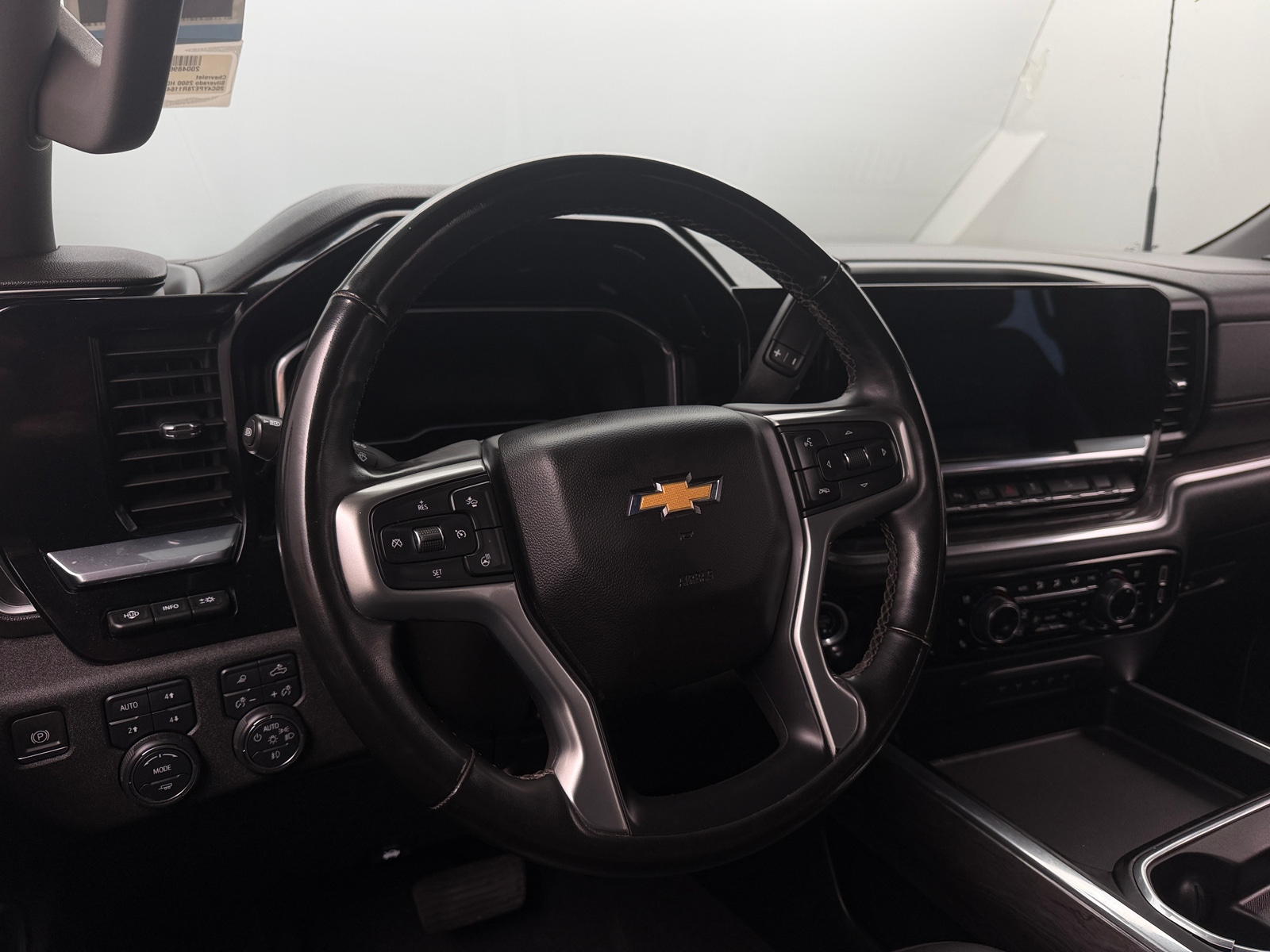 Thumbnail: 2024 Chevrolet Silverado 2500 - 4