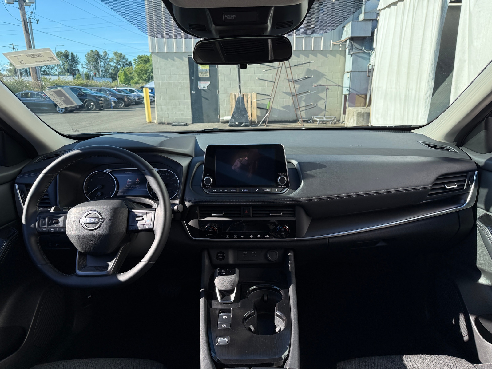 Thumbnail: 2025 Nissan Rogue - 3