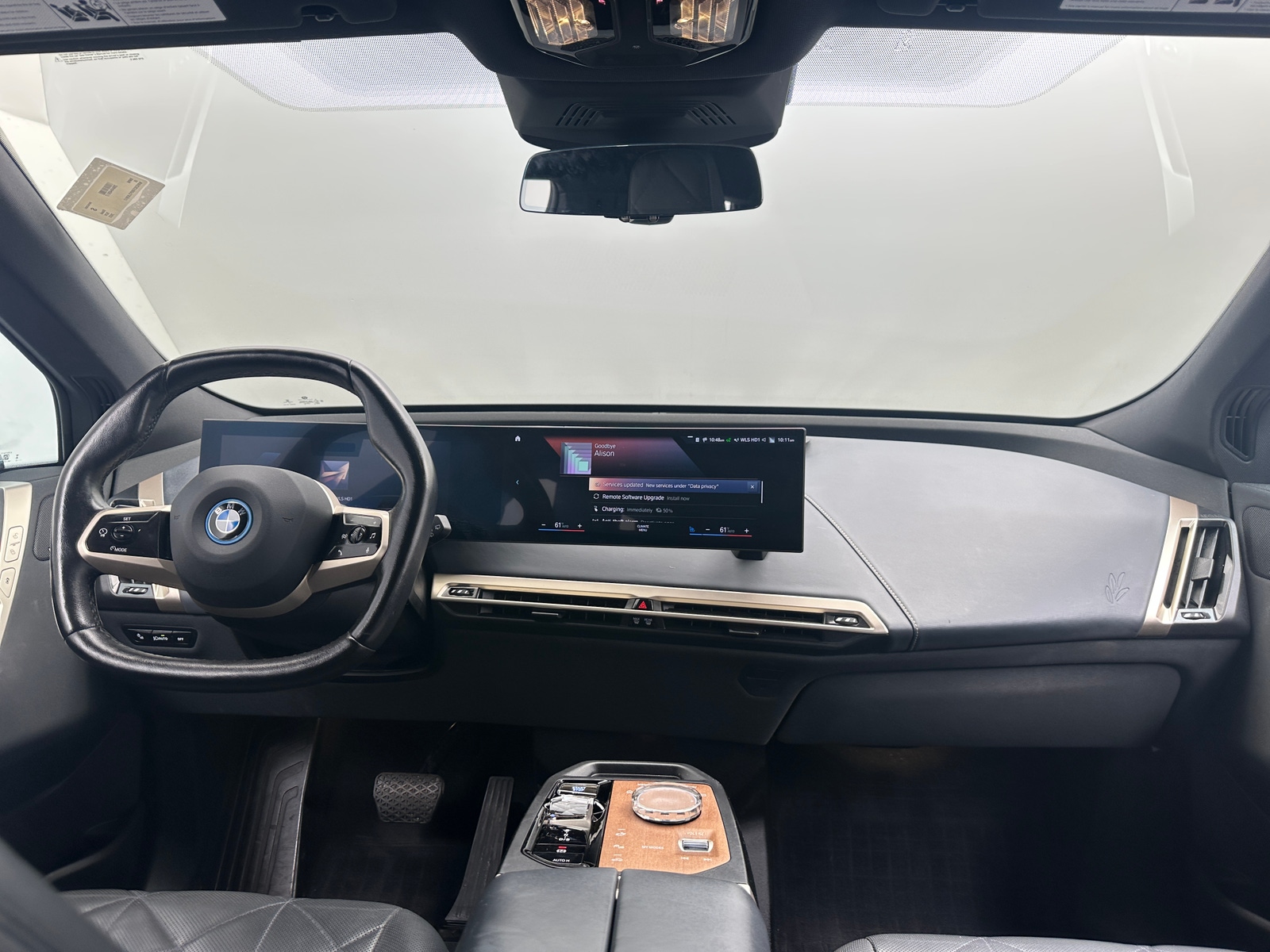 Thumbnail: 2023 BMW iX - 2