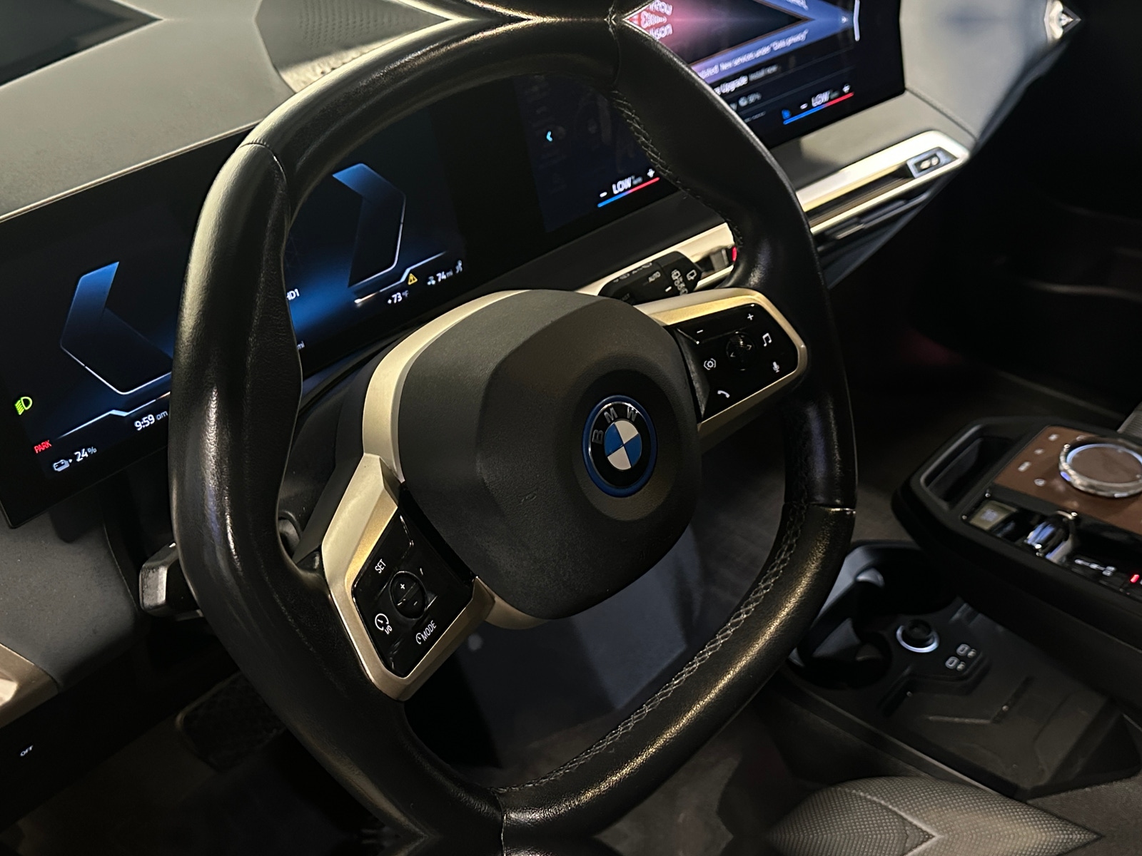 Thumbnail: 2023 BMW iX - 4