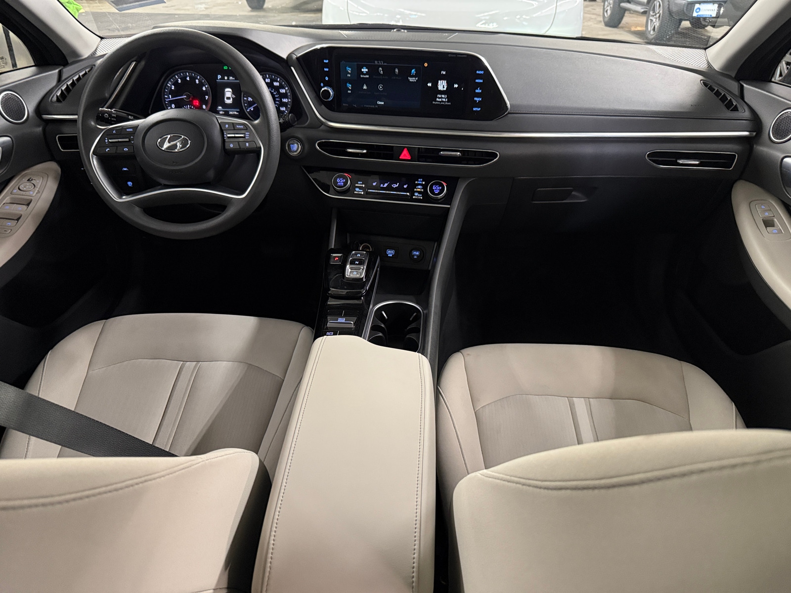 Thumbnail: 2023 Hyundai Sonata - 3