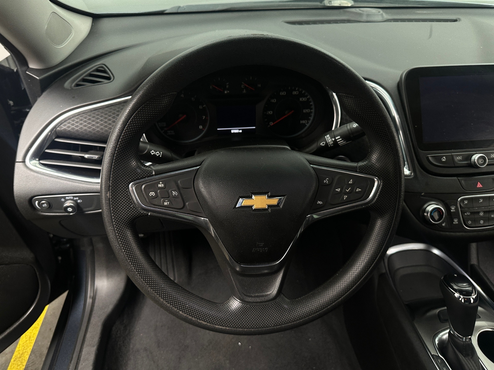Thumbnail: 2019 Chevrolet Malibu - 5