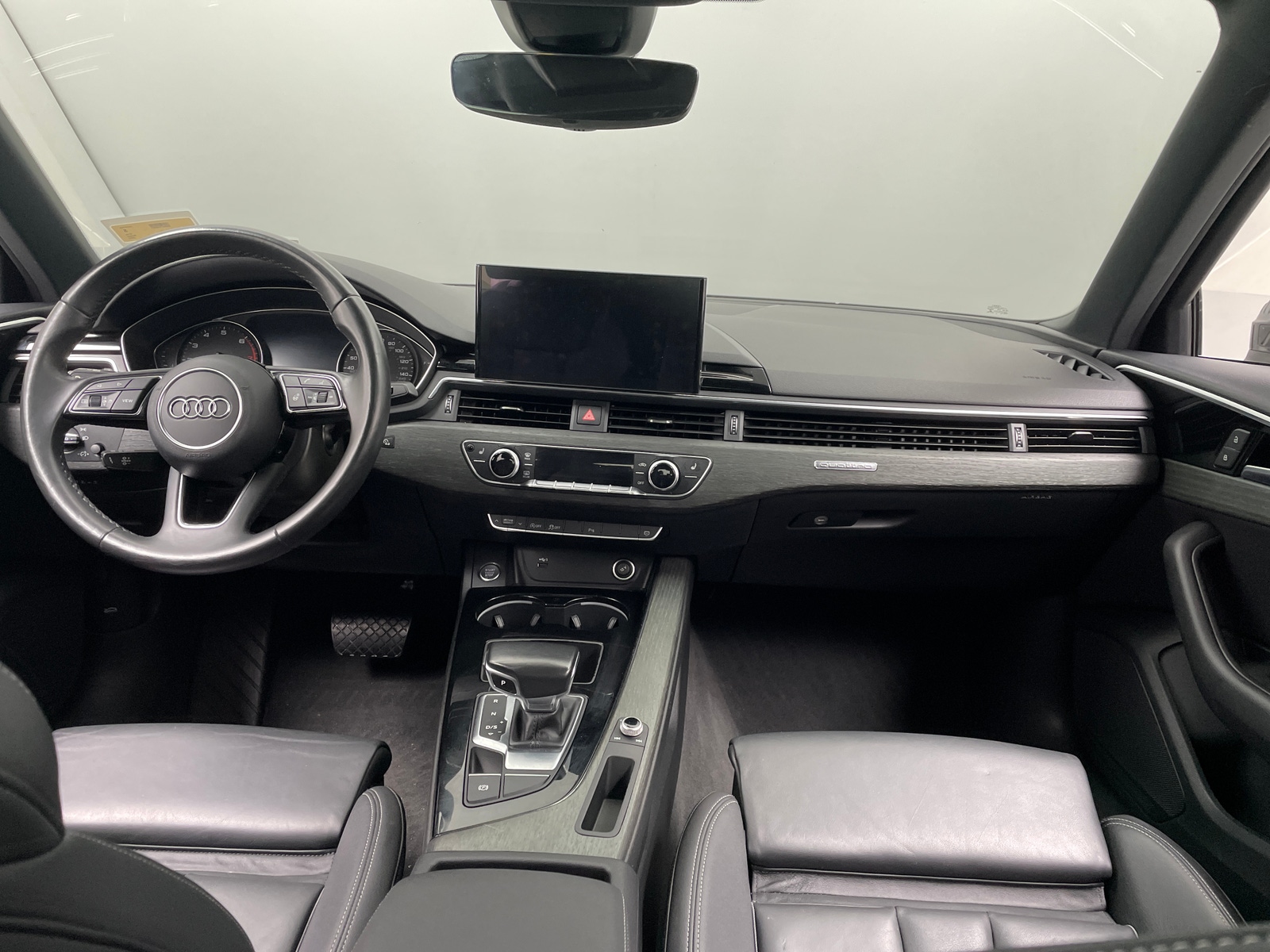 Thumbnail: 2022 Audi A4 - 2