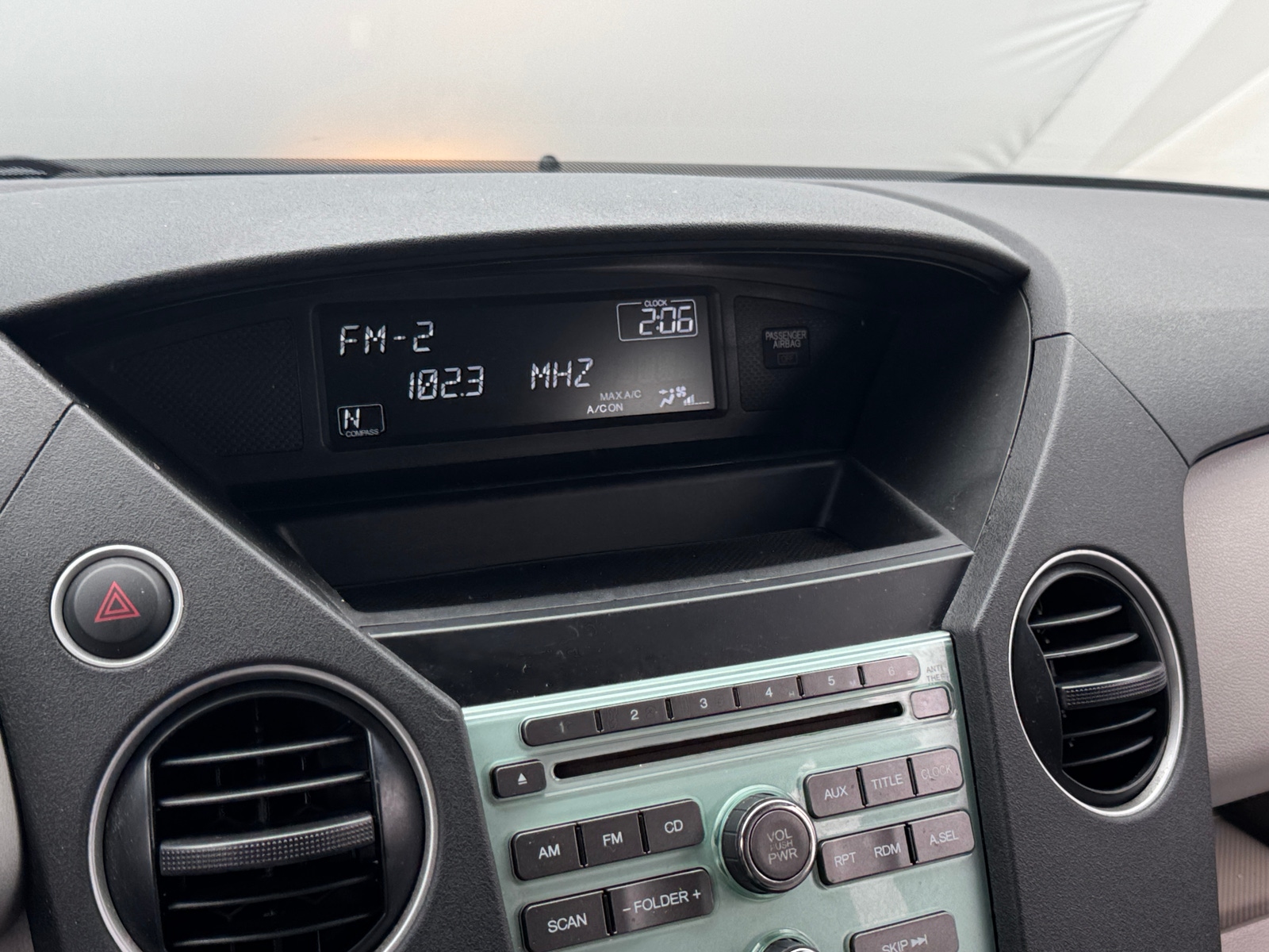 Thumbnail: 2011 Honda Pilot - 4