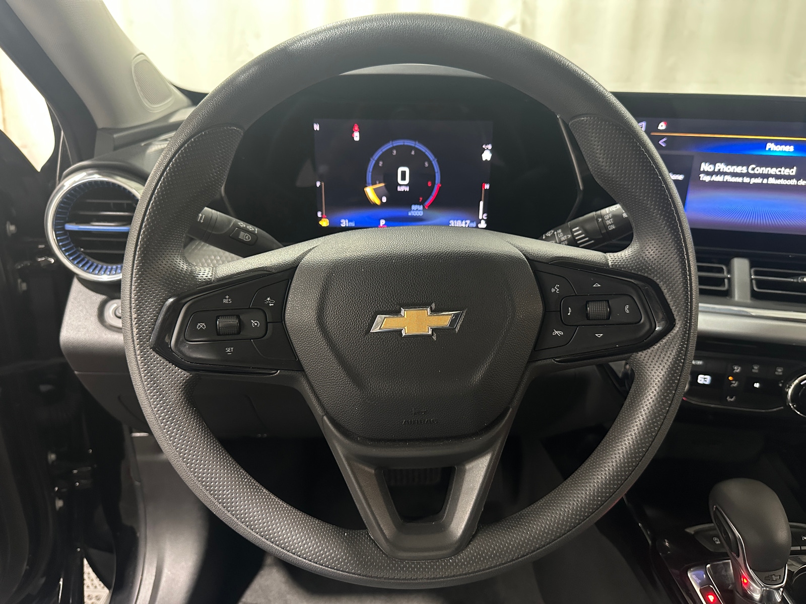 Thumbnail: 2025 Chevrolet Trax - 5