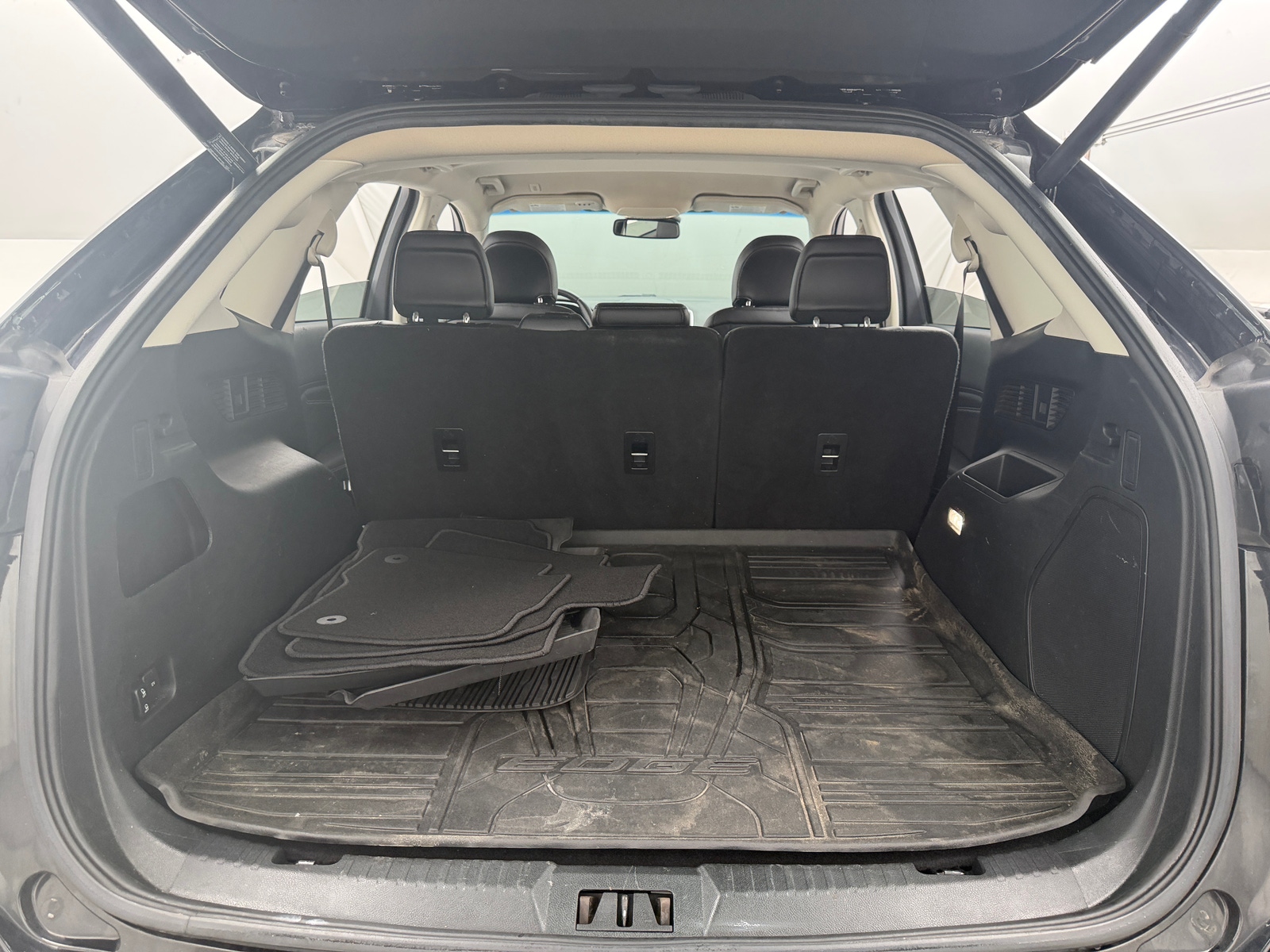 Thumbnail: 2019 Ford Edge - 6