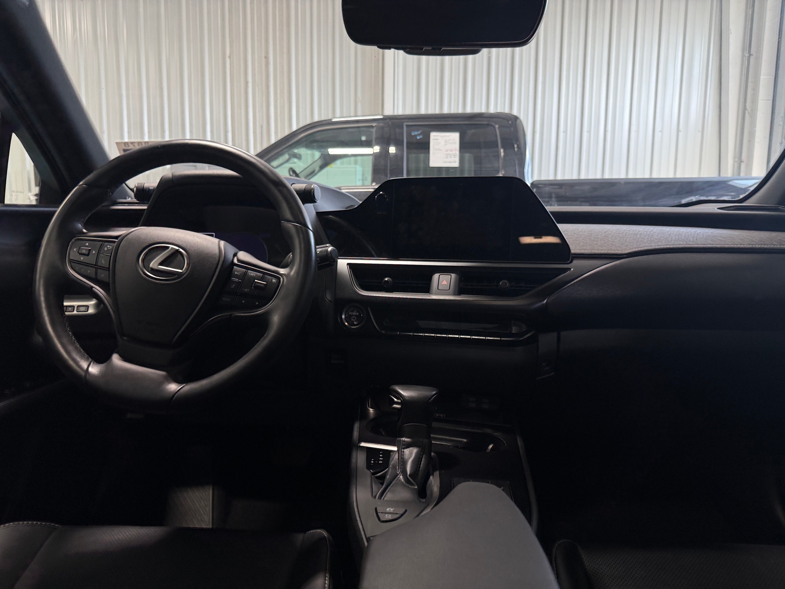 Thumbnail: 2024 Lexus UX - 2