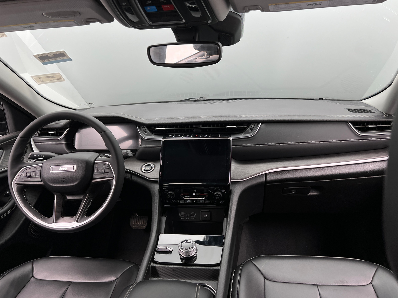 Thumbnail: 2023 Jeep Grand Cherokee L - 2