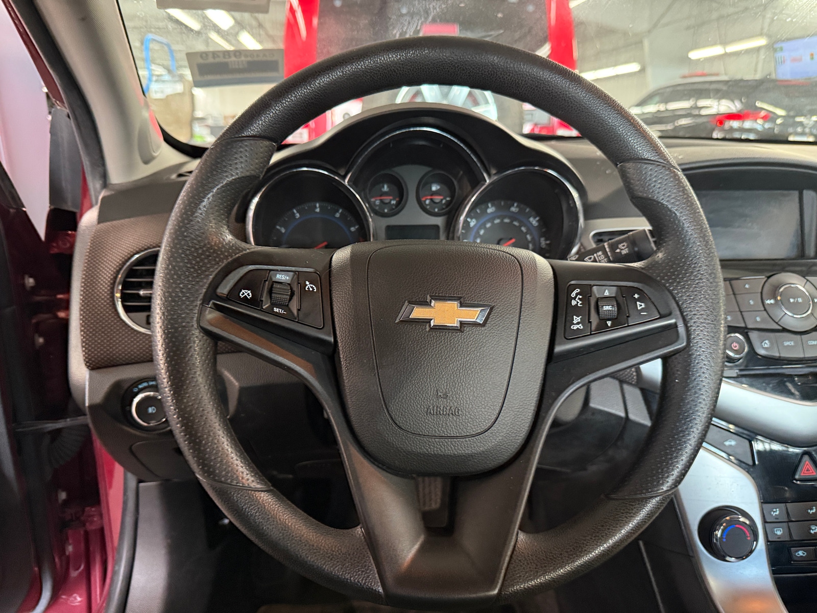 Thumbnail: 2015 Chevrolet Cruze - 5