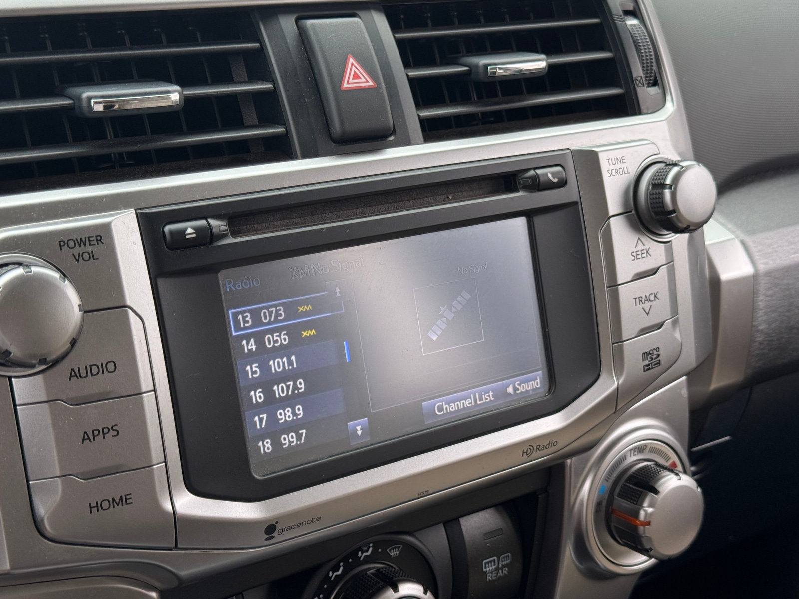 Thumbnail: 2015 Toyota 4Runner - 4