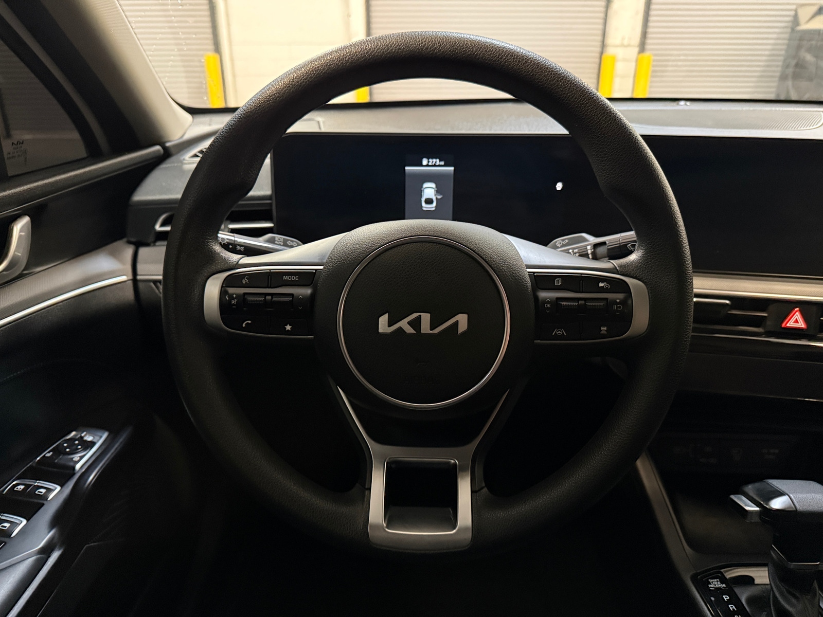 Thumbnail: 2025 Kia K5 - 5