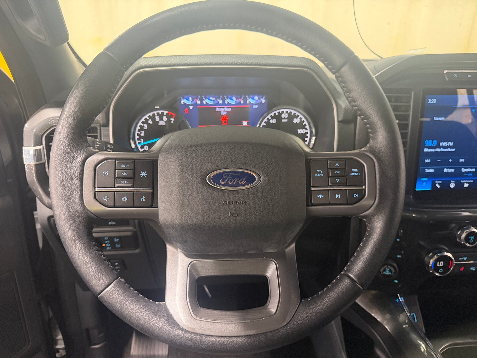 Thumbnail: 2021 Ford Econoline - 5