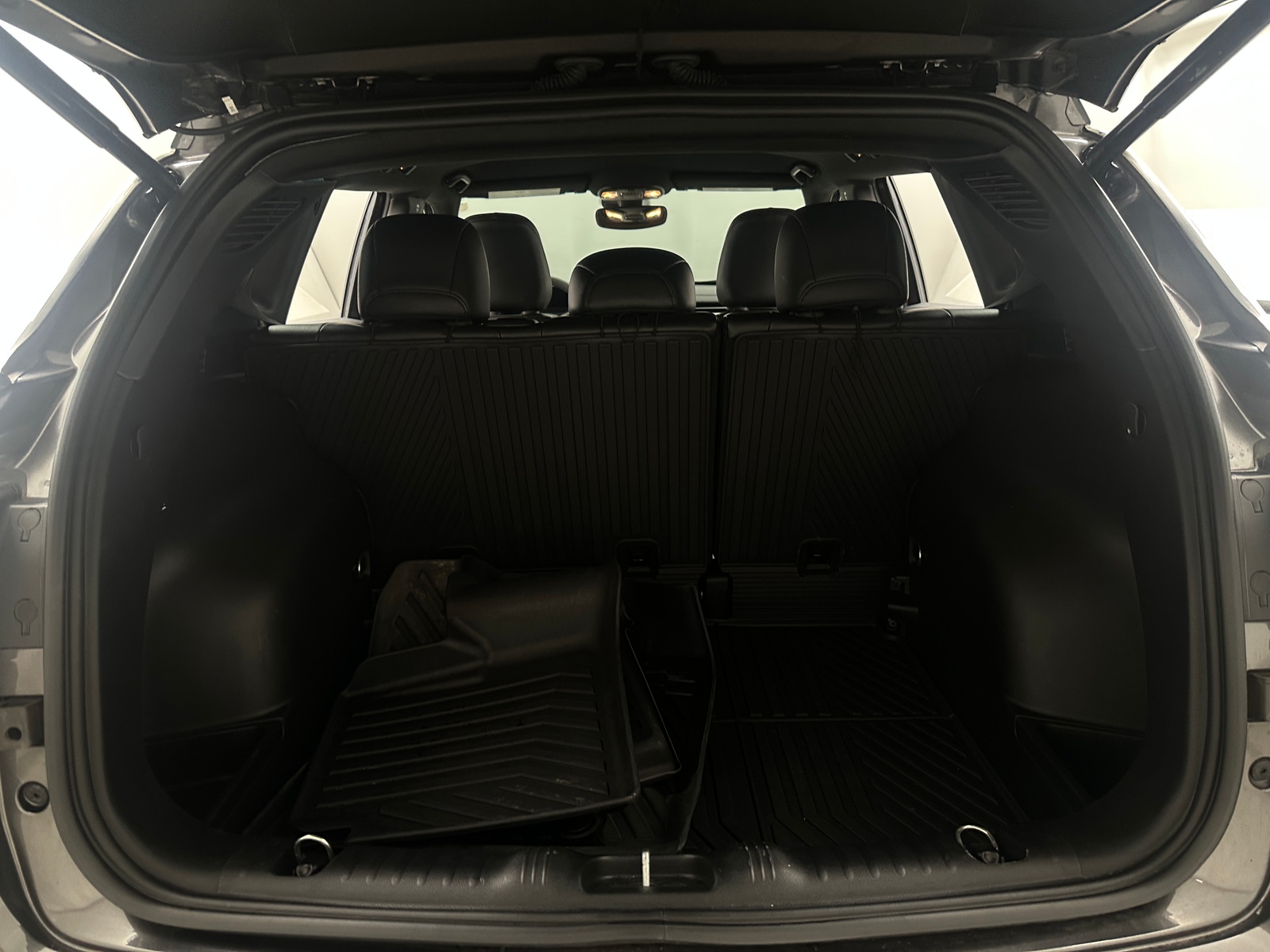 Thumbnail: 2023 Jeep Compass - 6
