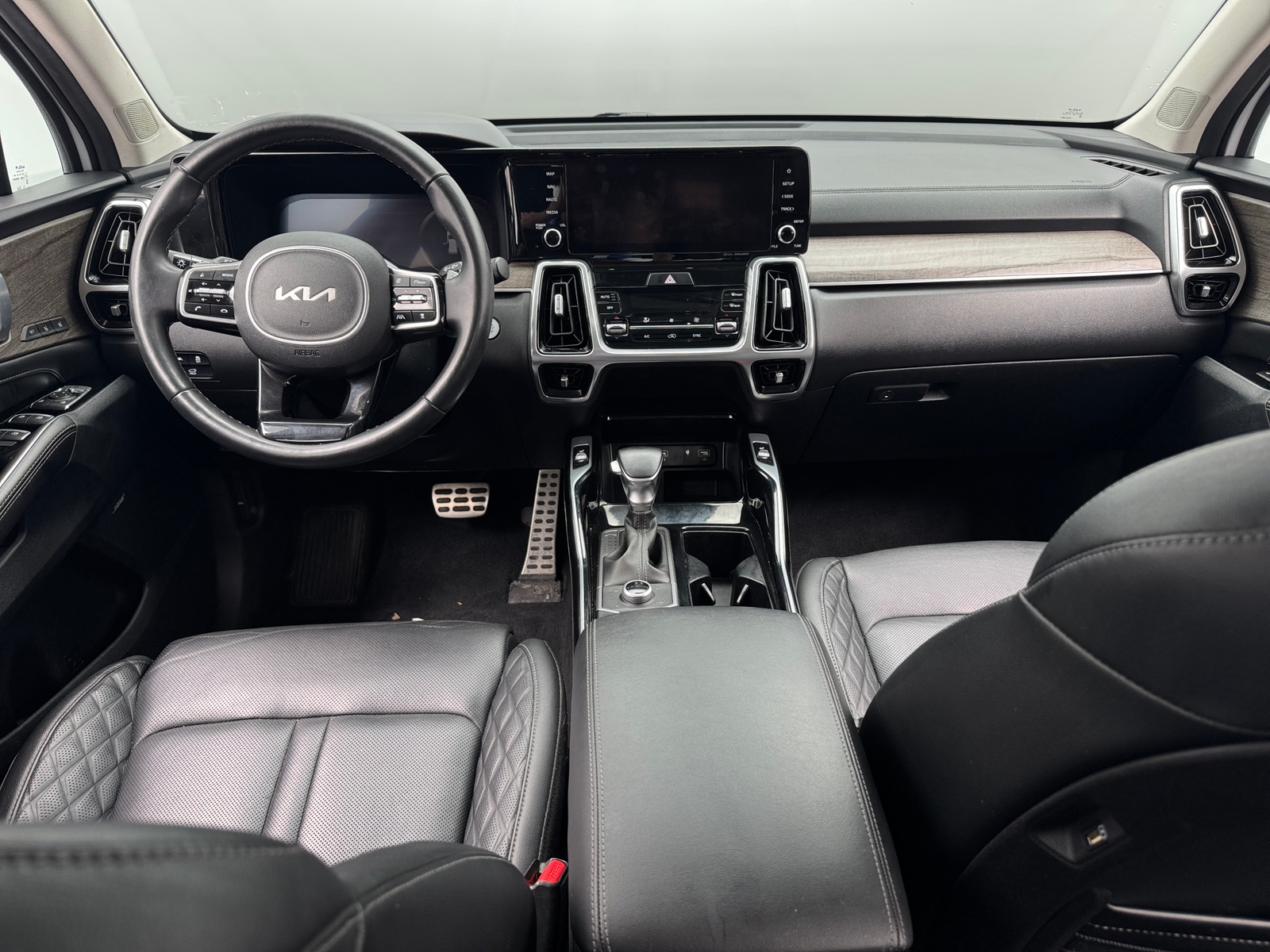 Thumbnail: 2022 Kia Sorento - 2