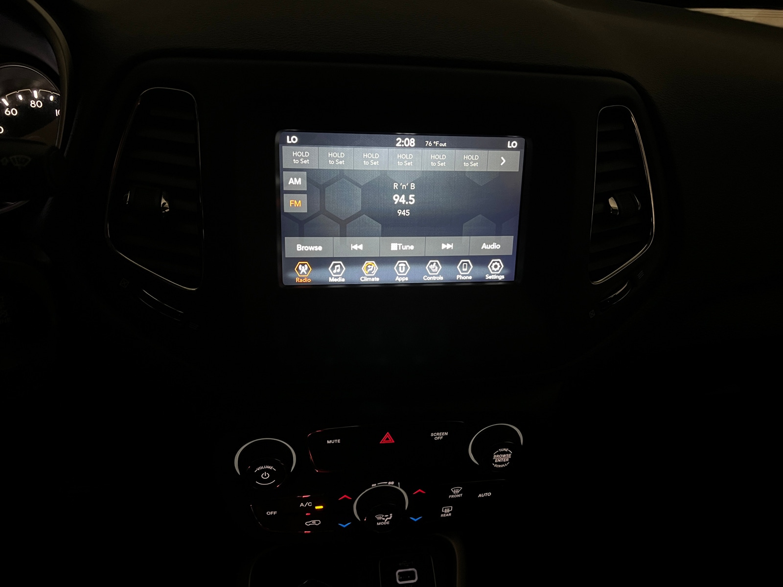Thumbnail: 2021 Jeep Compass - 4