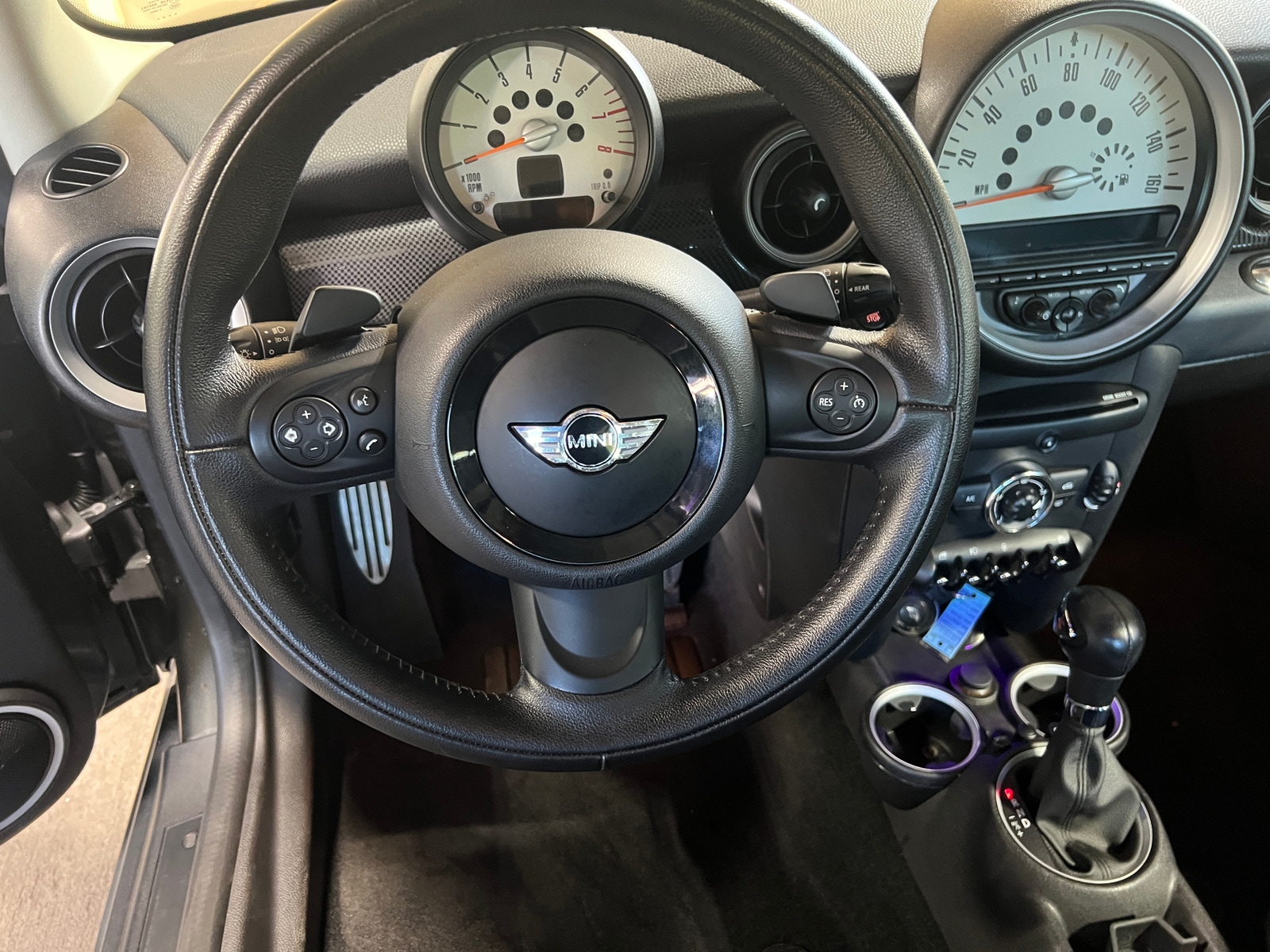Thumbnail: 2012 MINI Cooper Hardtop - 5