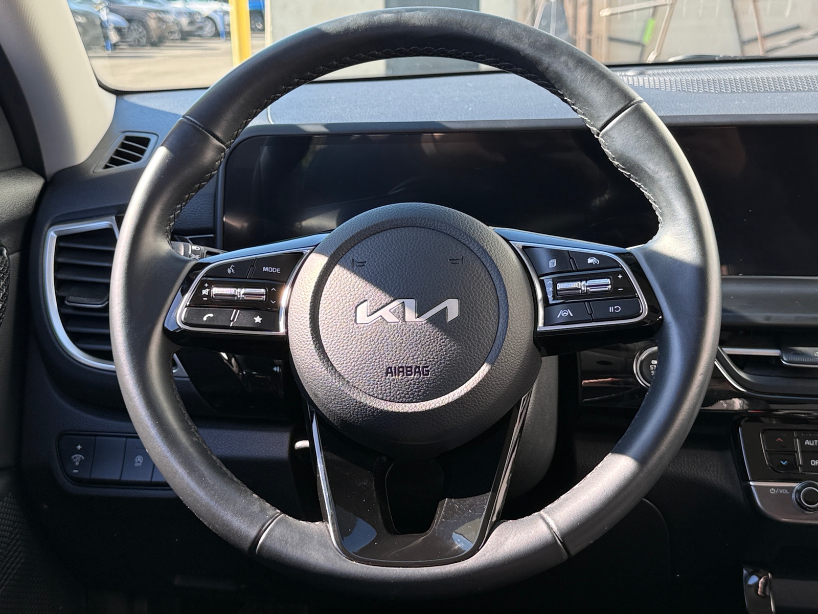 Thumbnail: 2025 Kia Seltos - 5
