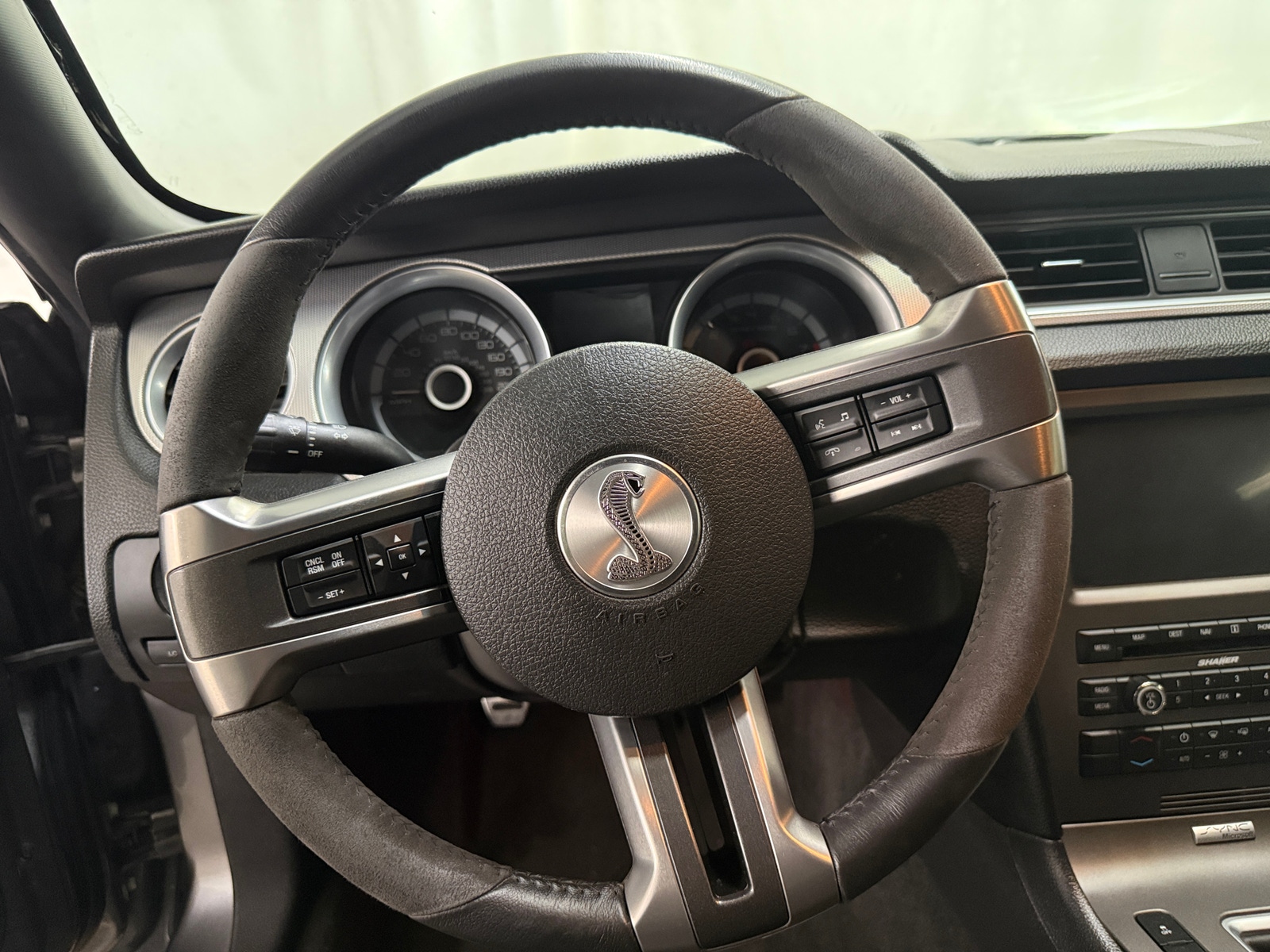 Thumbnail: 2013 Ford Mustang - 3
