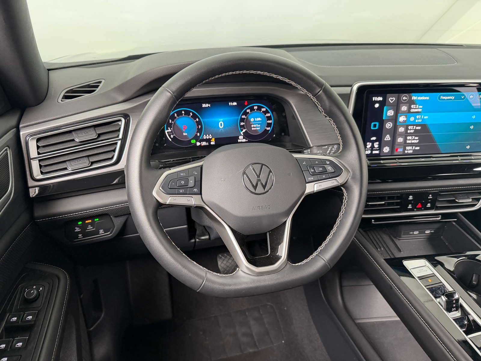 Thumbnail: 2025 Volkswagen Atlas - 4