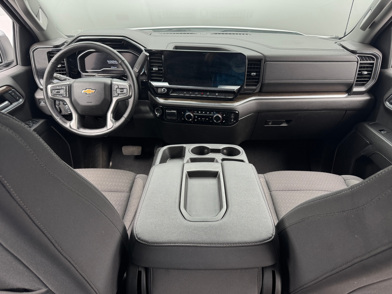 Thumbnail: 2025 Chevrolet Silverado 1500 - 3