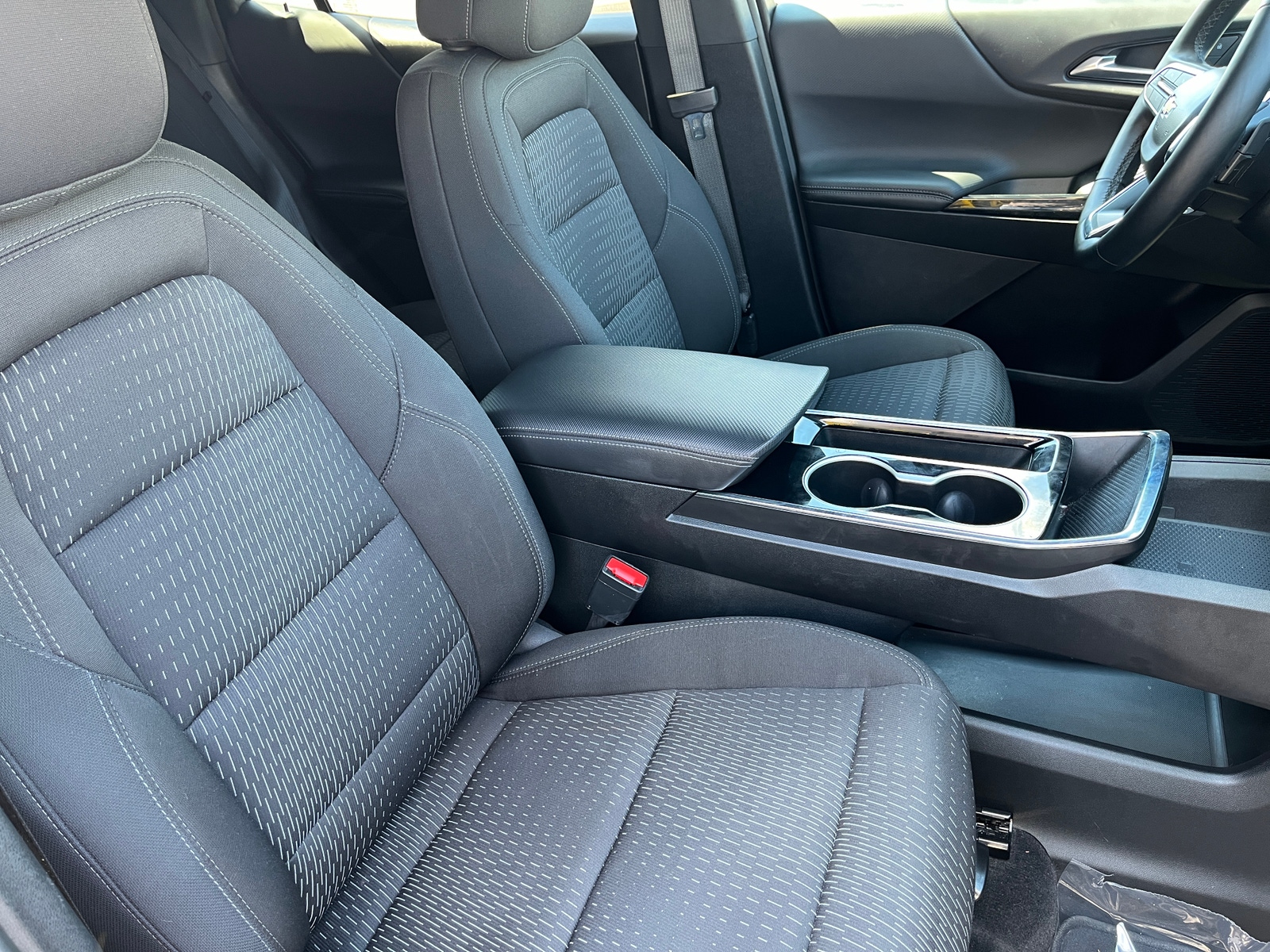Thumbnail: 2025 Chevrolet Equinox - 2