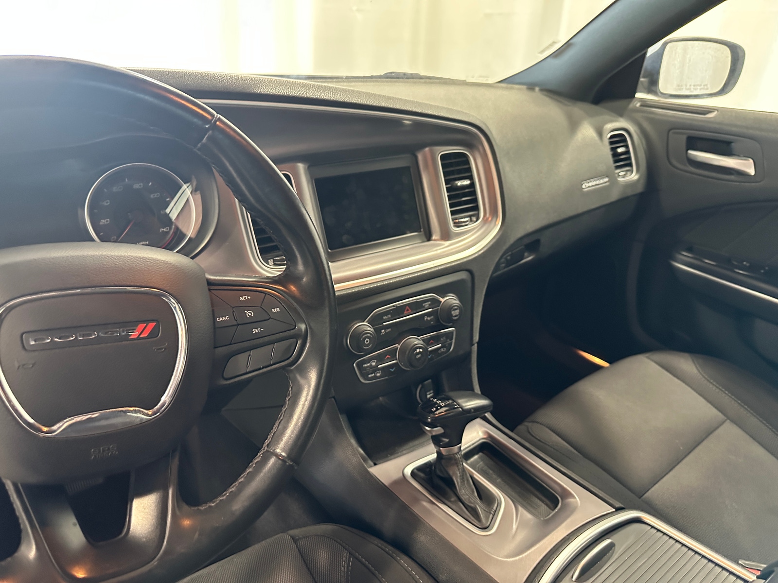 Thumbnail: 2022 Dodge Charger - 4