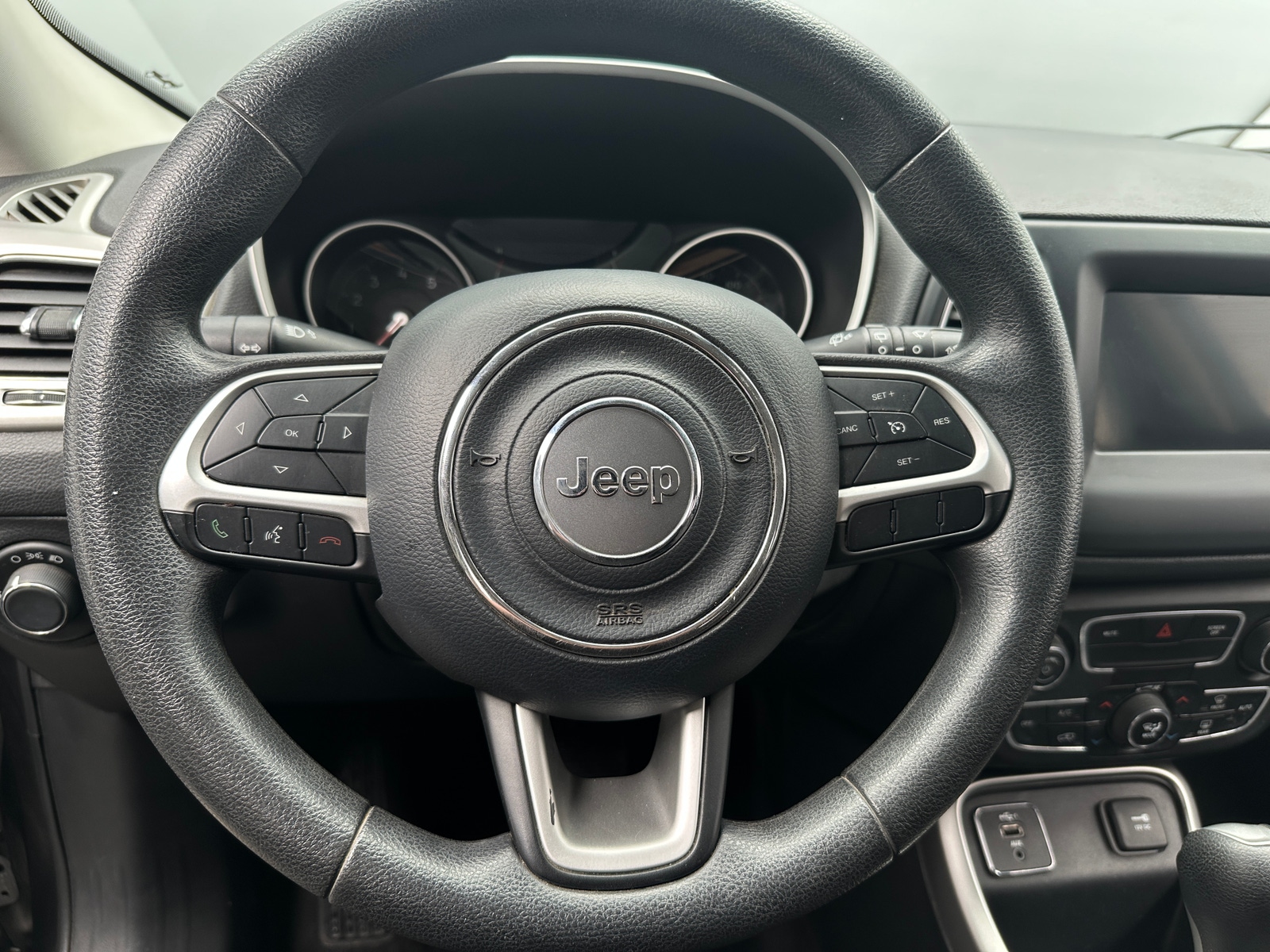 Thumbnail: 2020 Jeep Compass - 5
