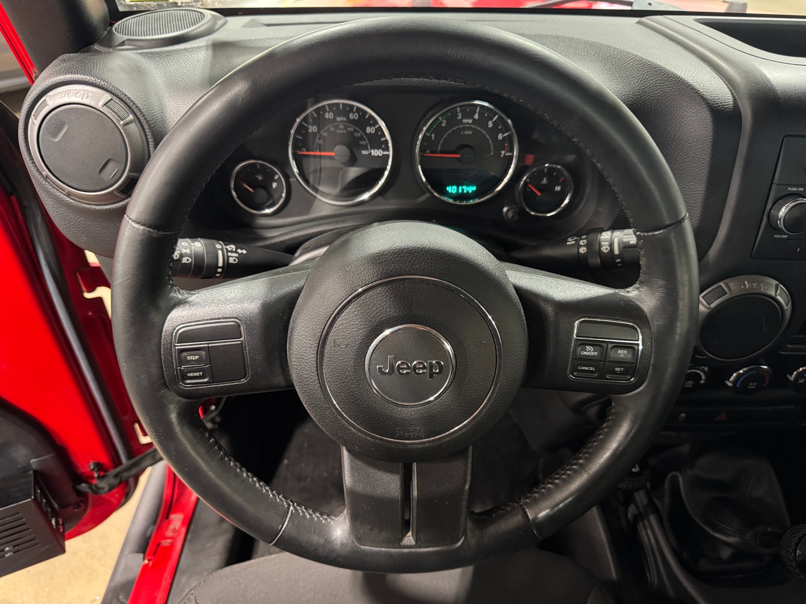 Thumbnail: 2015 Jeep Wrangler - 5