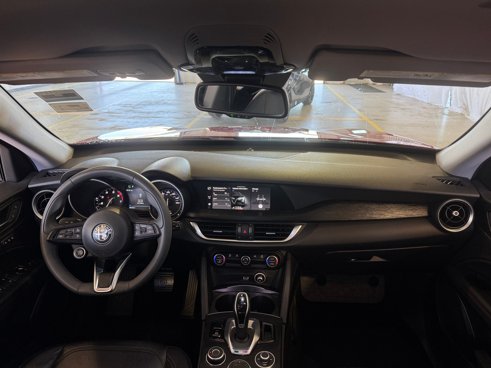 Thumbnail: 2020 Alfa Romeo Stelvio - 2