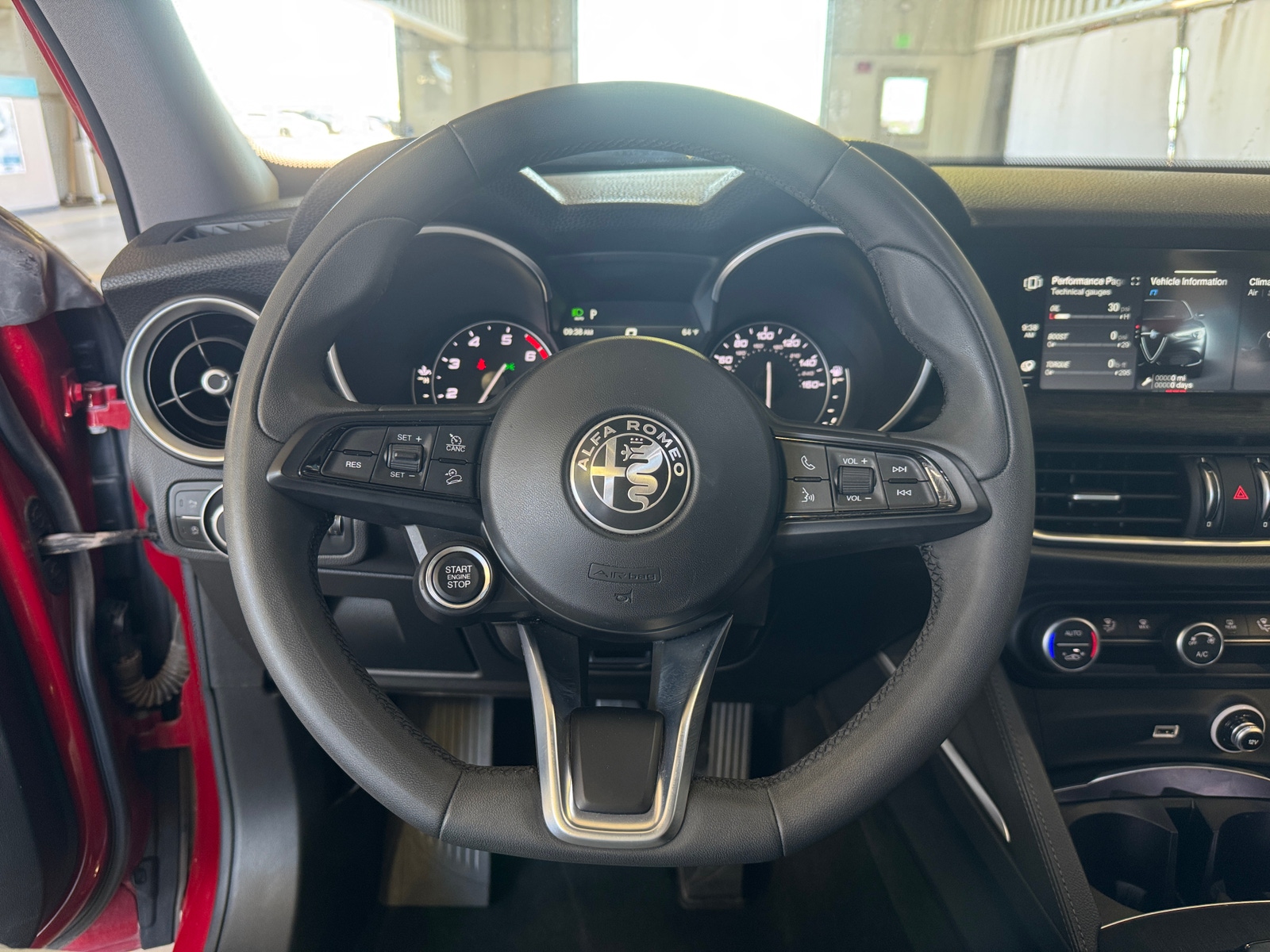 Thumbnail: 2020 Alfa Romeo Stelvio - 4