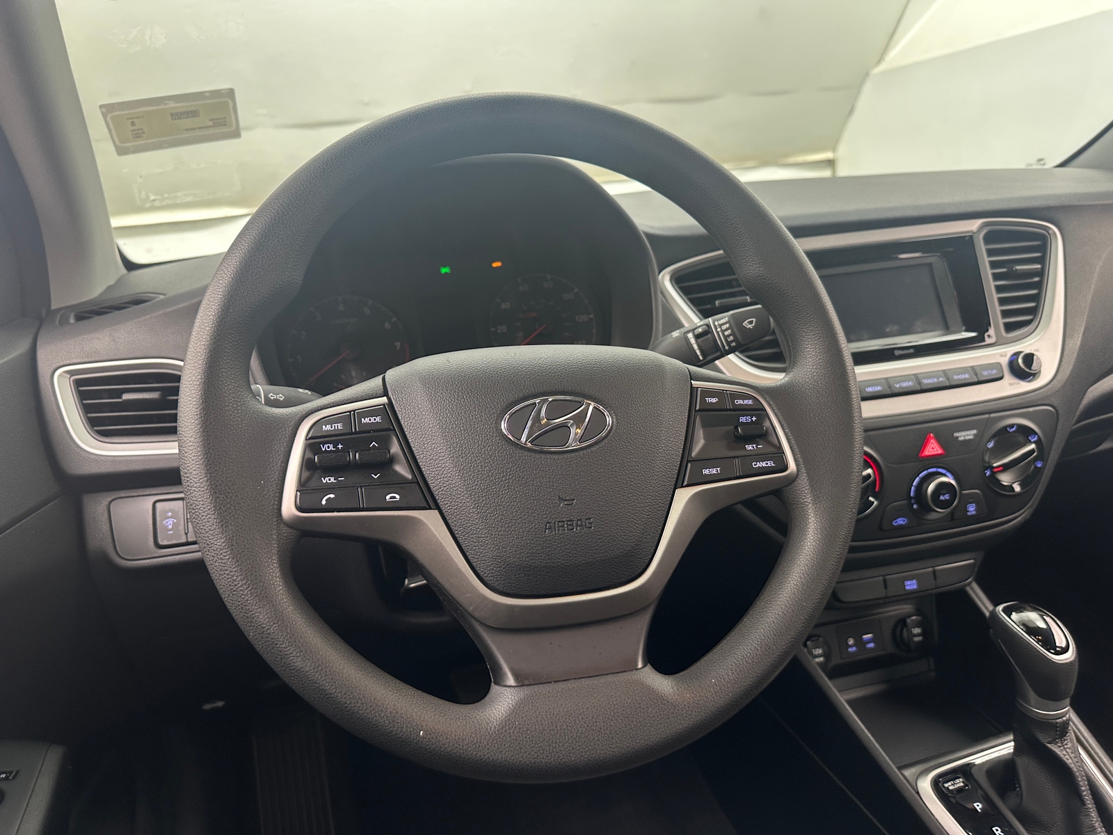 Thumbnail: 2022 Hyundai Accent - 5