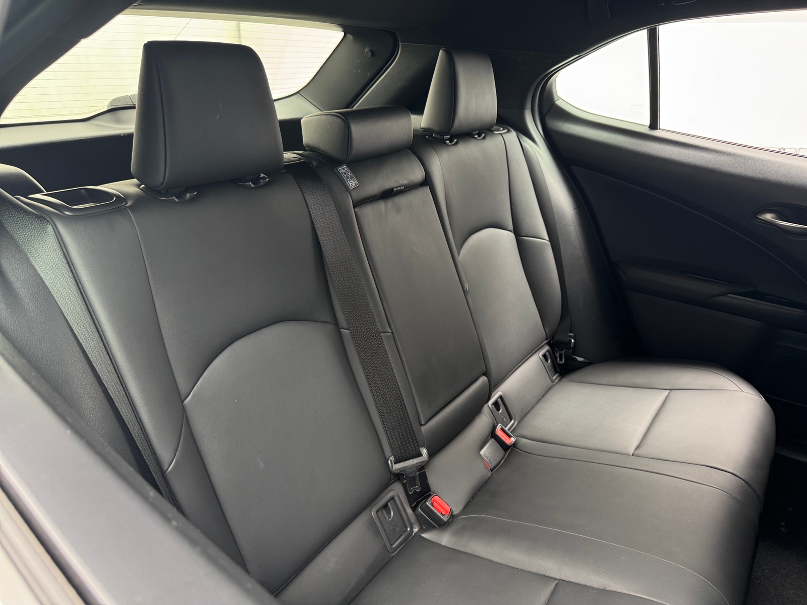 Thumbnail: 2020 Lexus UX - 5