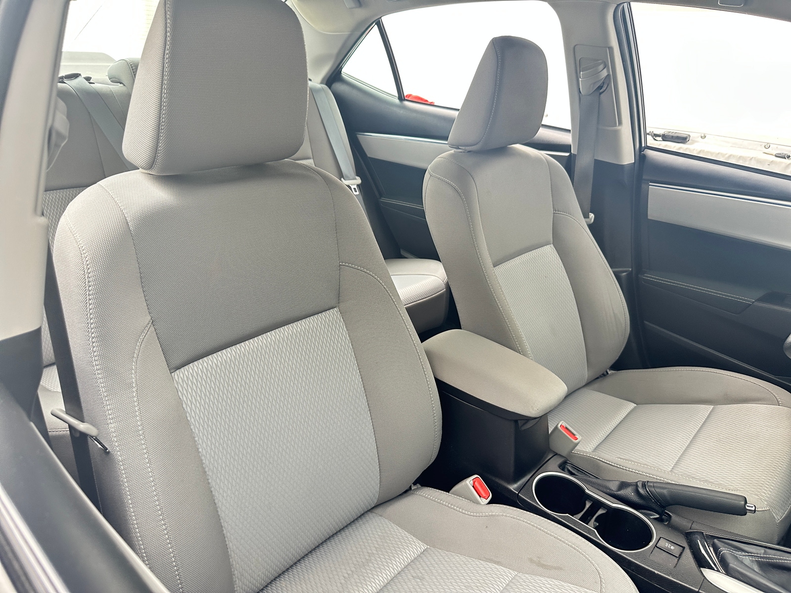 Thumbnail: 2016 Toyota Corolla - 2